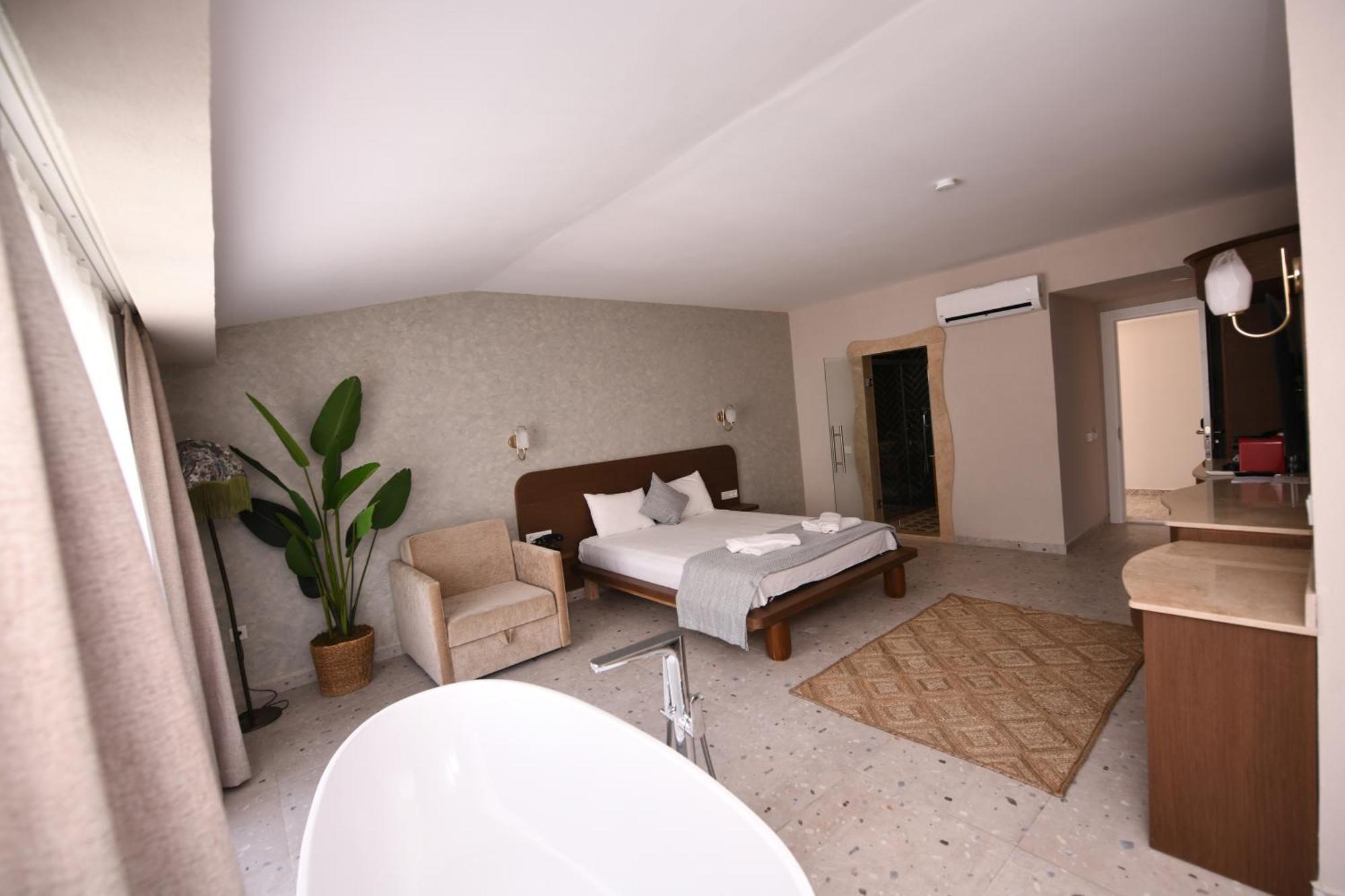 Montebello Deluxe Hotel Öludeniz Exteriör bild