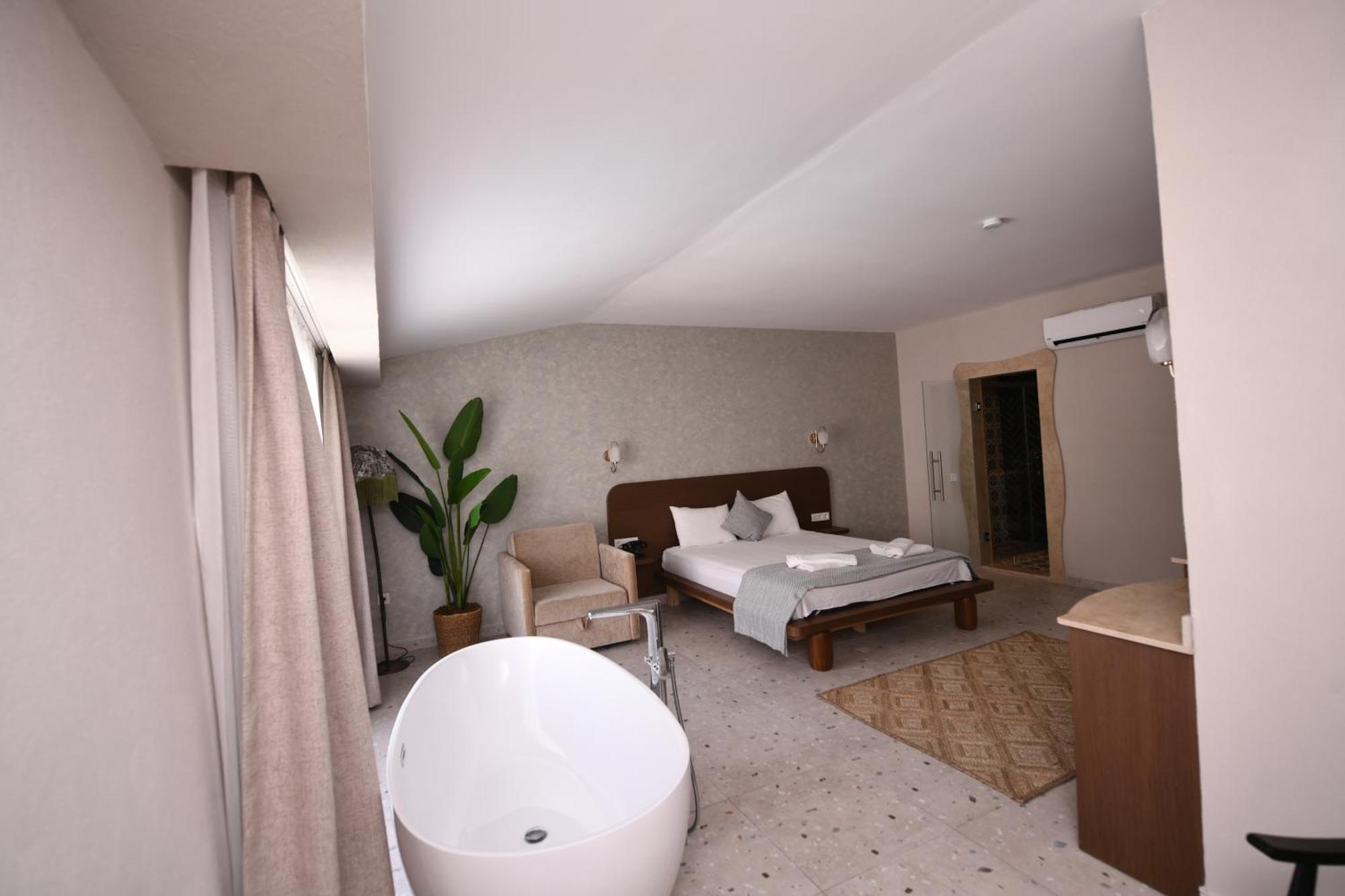 Montebello Deluxe Hotel Öludeniz Exteriör bild