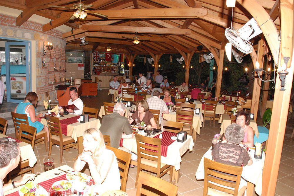 Montebello Deluxe Hotel Öludeniz Exteriör bild