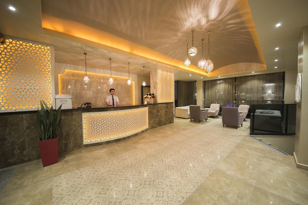 Montebello Deluxe Hotel Öludeniz Exteriör bild