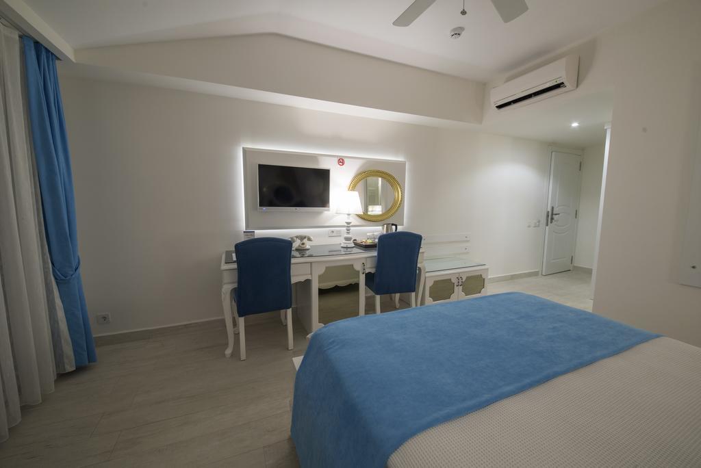 Montebello Deluxe Hotel Öludeniz Exteriör bild