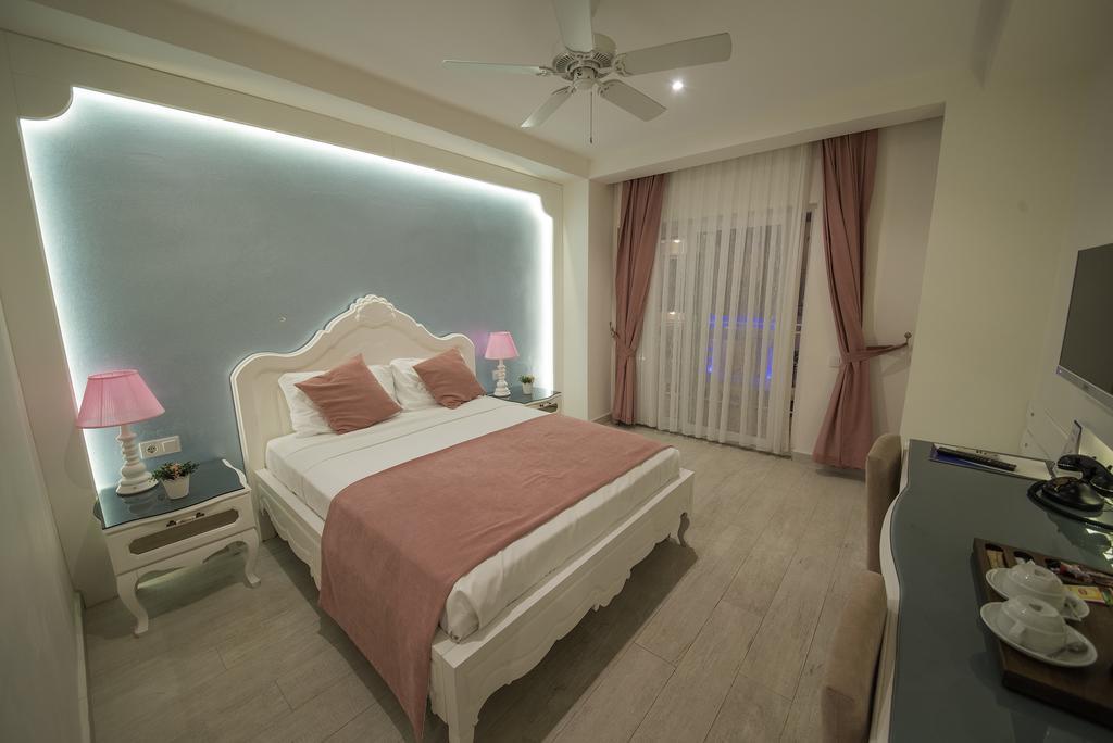 Montebello Deluxe Hotel Öludeniz Exteriör bild