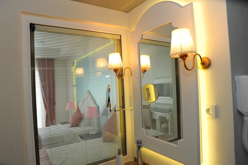 Montebello Deluxe Hotel Öludeniz Exteriör bild